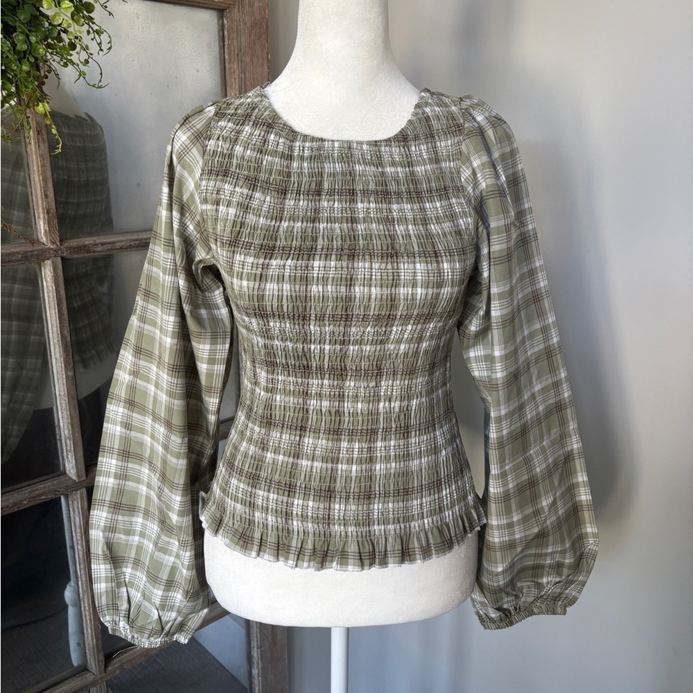 ASOS DESIGN Women’s Shirred Slash Neck Blouse in Green Checkered - Size S